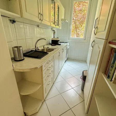 Castle Hill Hideaway *